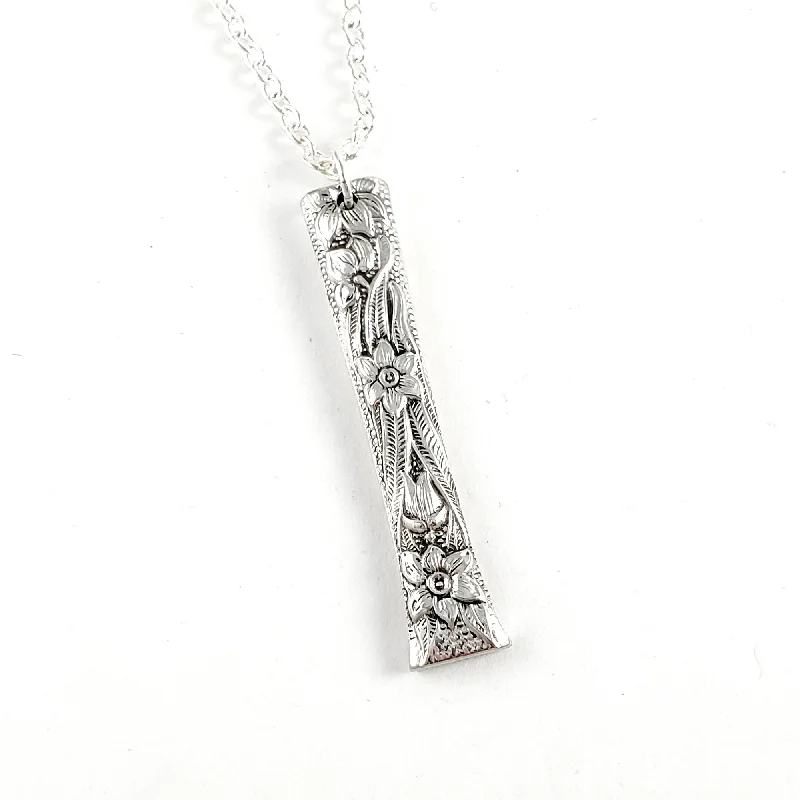 women simple pendant necklaces -National Silver Narcissus Vertical Spoon Bar Necklace