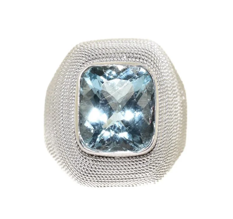 women custom engraved rings -18kt Beaded White Gold Aquamarine Ring