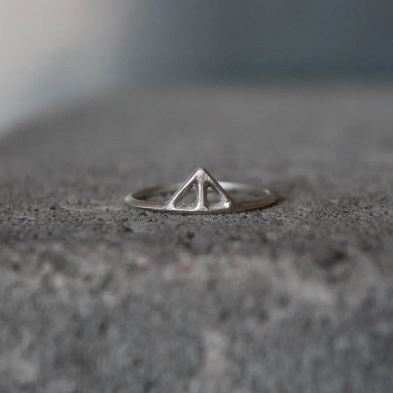 women romantic rings -Taika Small Ring Silver