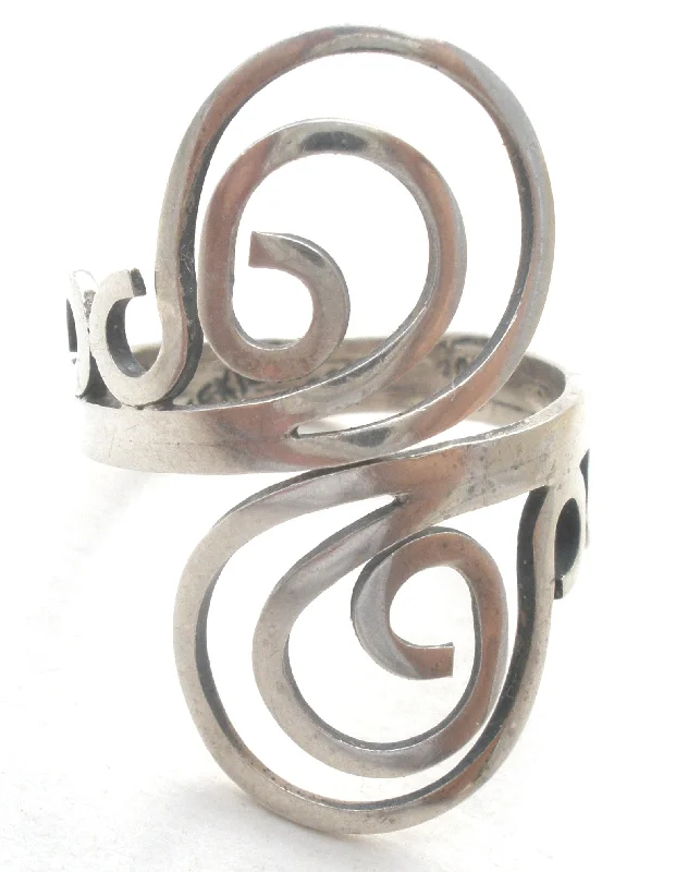 women fashion rings -Taxco Sterling Silver Wide Swirl Knuckle Size 7.5