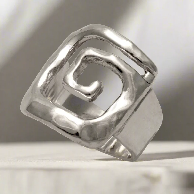 women chic rings -Greek Key Meander Ring in Sterling Silver (DT-60)