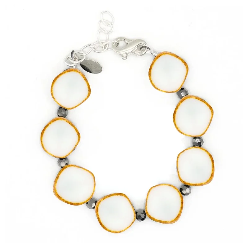 women trendy bracelets -White Small Circle Glass Beaded Bracelet